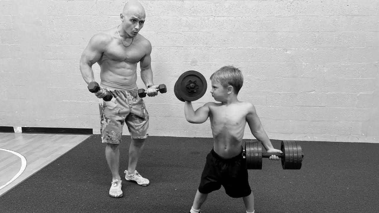 Easy methods to turn out to be STRONG?!  5 Yr Old Boy Lifts Heavy Weights